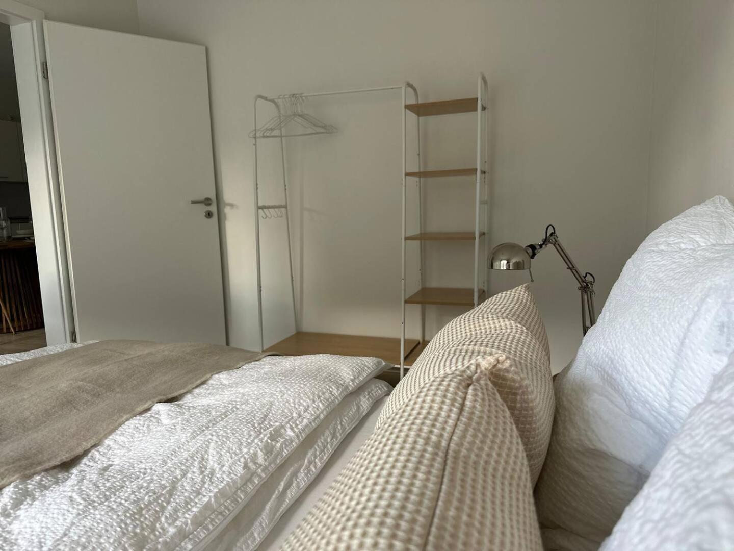 Garten-Wohnung Am Hafen Von Whv Wilhelmshaven Buitenkant foto